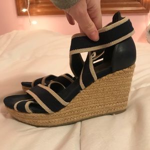 Kenneth Cole Reaction Wedges
